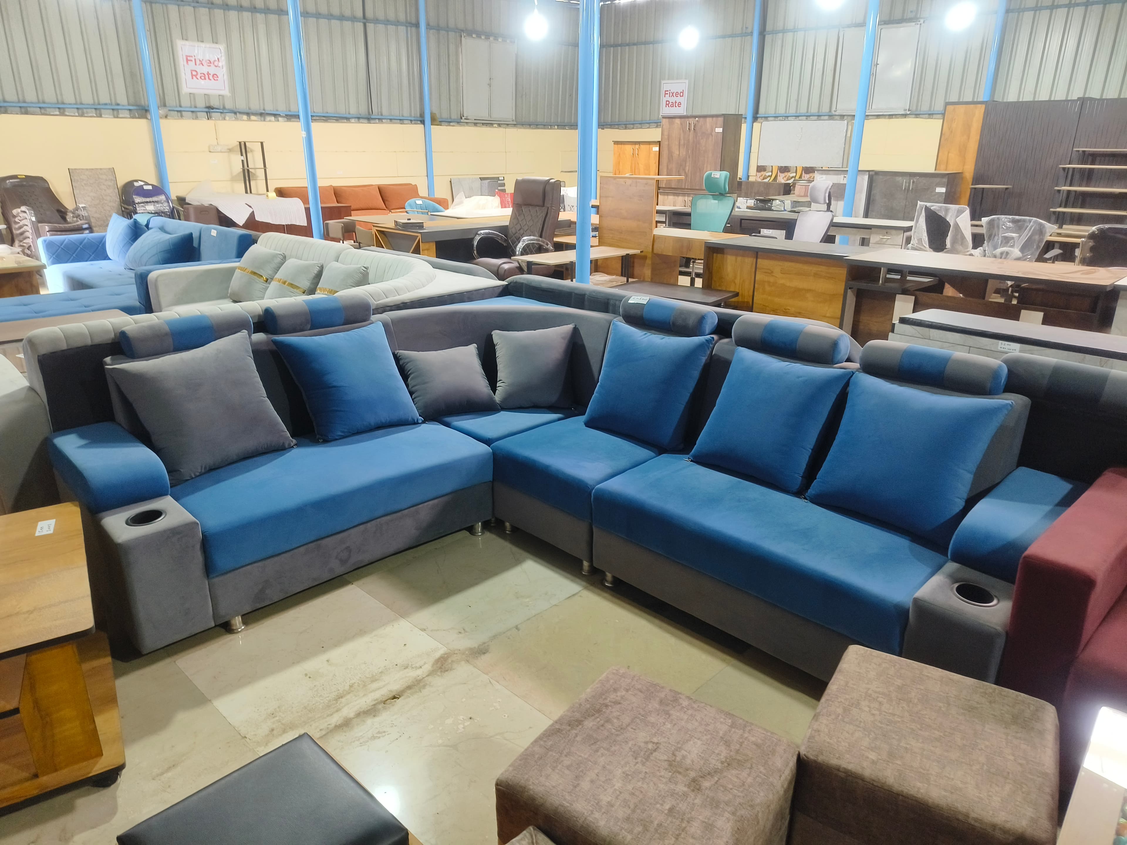 Sofa corner cup holder