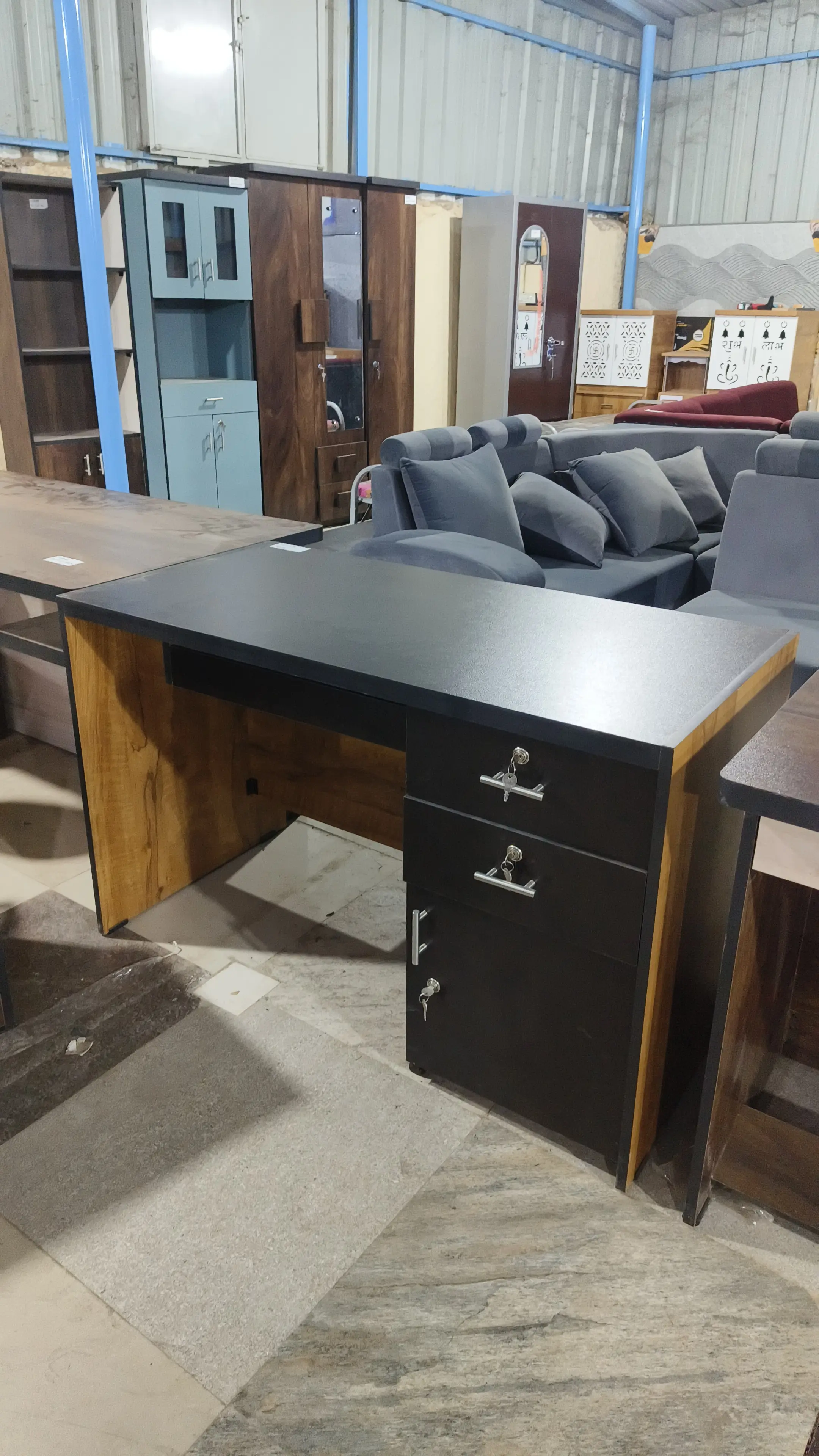 Golden coach wood & wengy