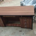 5x2.5 office table near Adajan