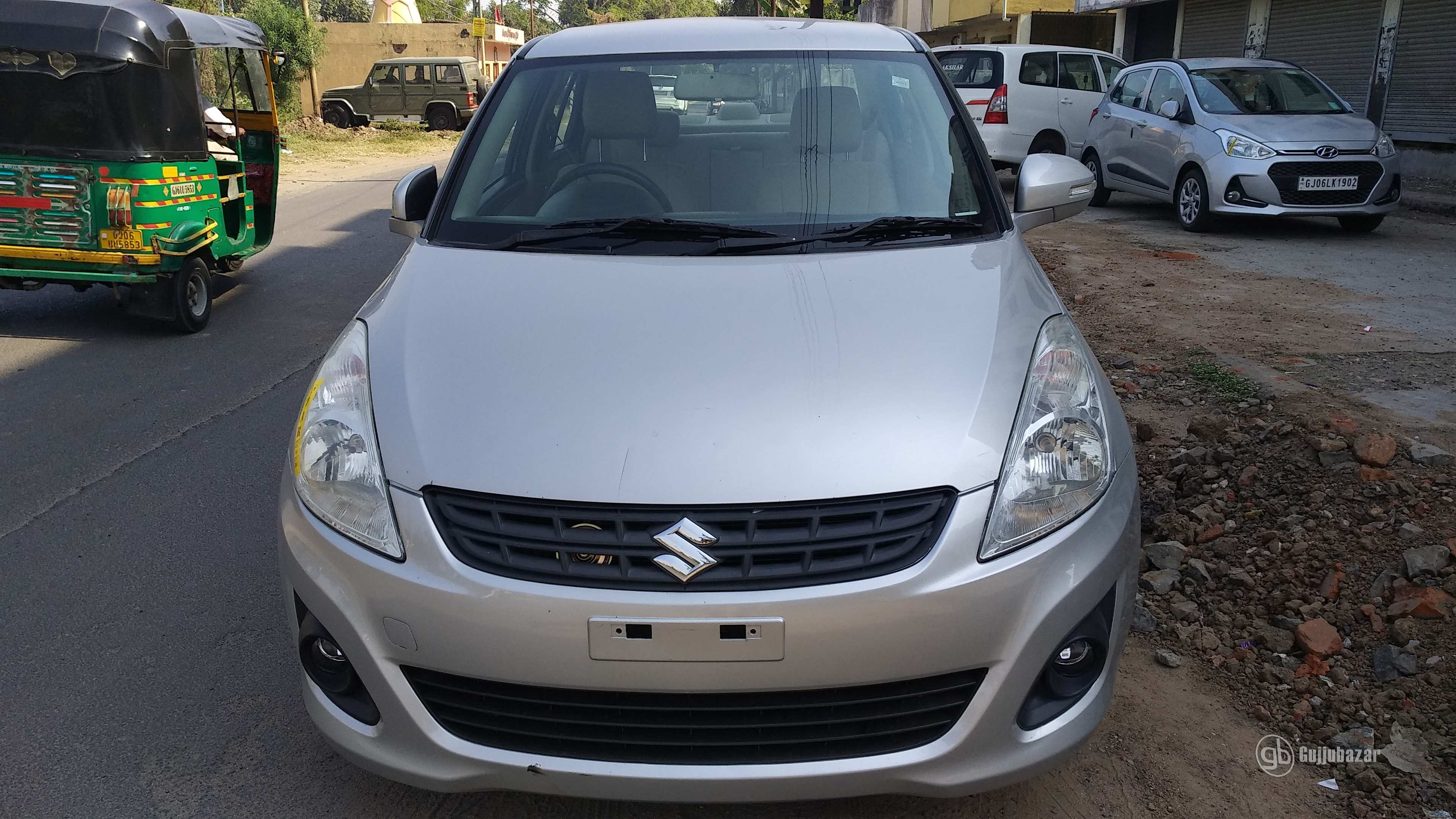 Maruti suzuki swift dezire vdi