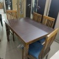 Dainig table