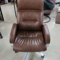 Aashirwad boss chair model 322